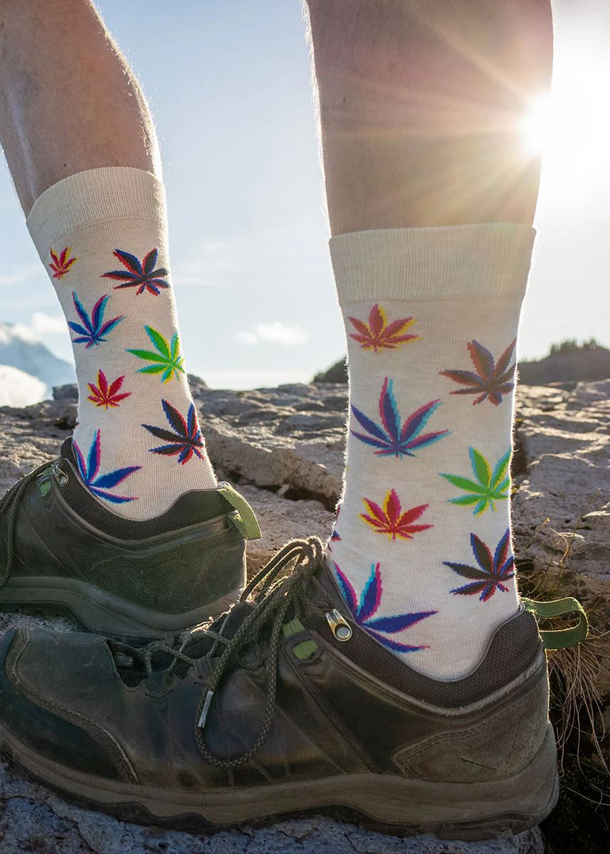 Marijuana Glitch Men's Socks - Image 2